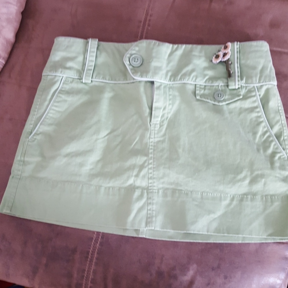 AE green mini skirt